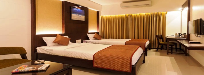 1921/Hotel Chaitali - Kolhapur 07.jpg